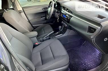 Седан Toyota Corolla 2016 в 