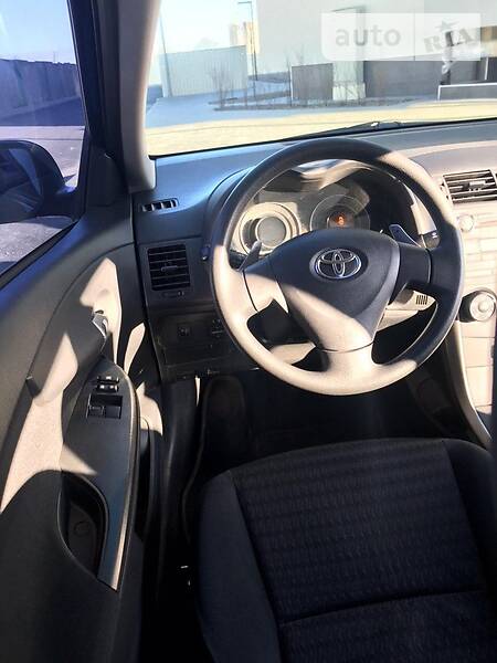 Седан Toyota Corolla 2007 в Києві