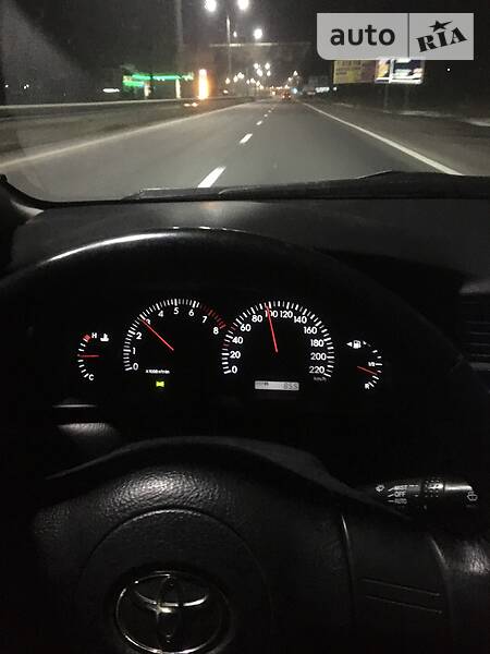 Седан Toyota Corolla 2005 в Калинівці