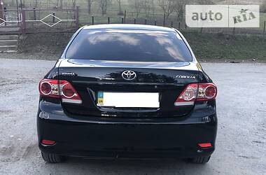 Седан Toyota Corolla 2012 в 
