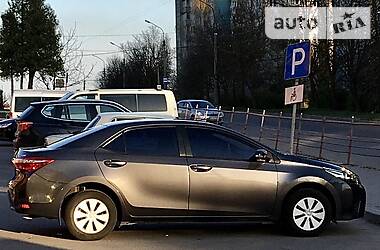Седан Toyota Corolla 2014 в 