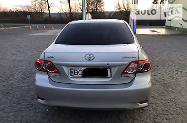 Седан Toyota Corolla 2011 в 