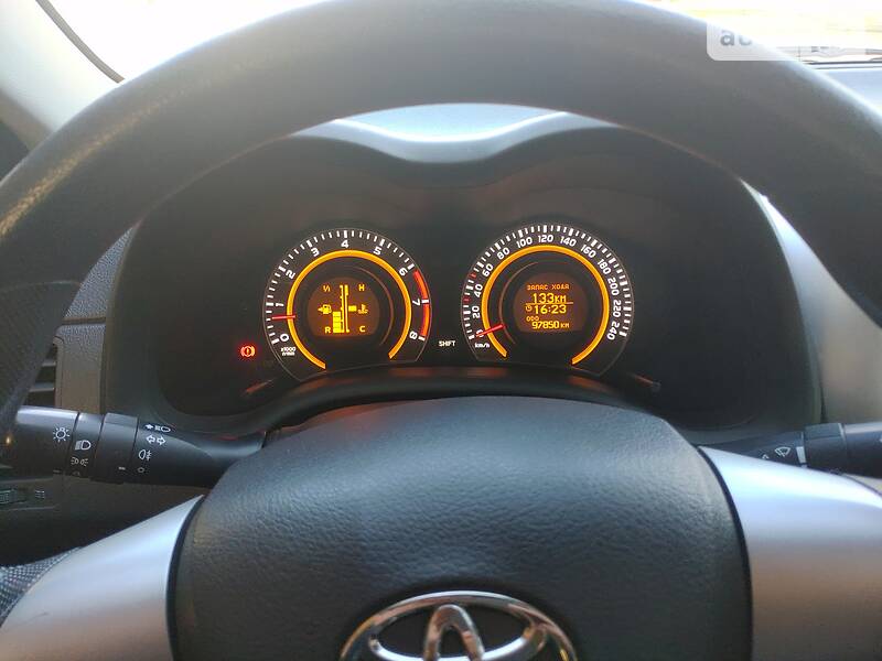 Седан Toyota Corolla 2011 в Дніпрі
