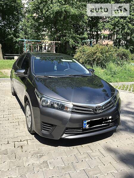 Седан Toyota Corolla 2014 в Тернополе