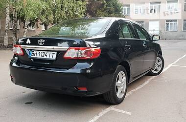 Седан Toyota Corolla 2011 в Одесі