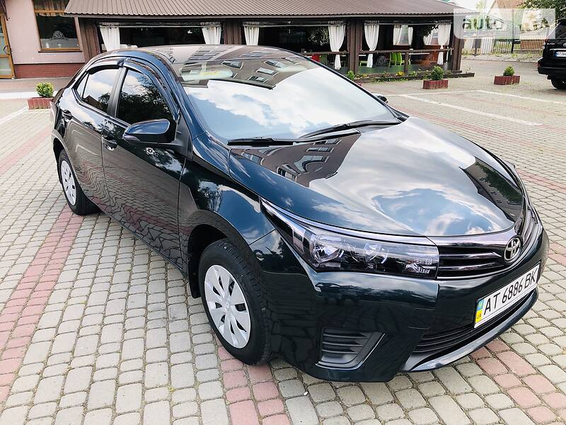 Седан Toyota Corolla 2013 в Богородчанах