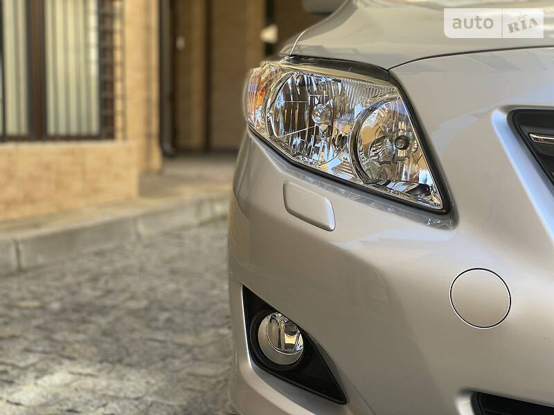 Седан Toyota Corolla 2008 в Києві