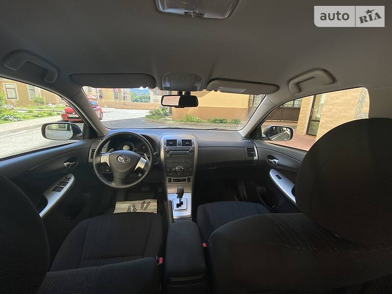 Седан Toyota Corolla 2008 в Києві