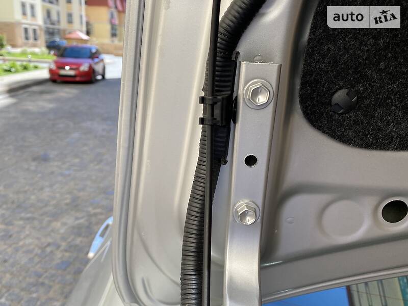 Седан Toyota Corolla 2008 в Києві