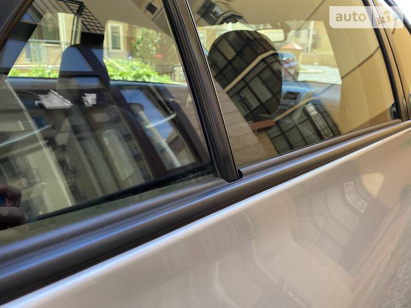 Седан Toyota Corolla 2008 в Києві