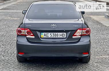 Седан Toyota Corolla 2012 в Днепре