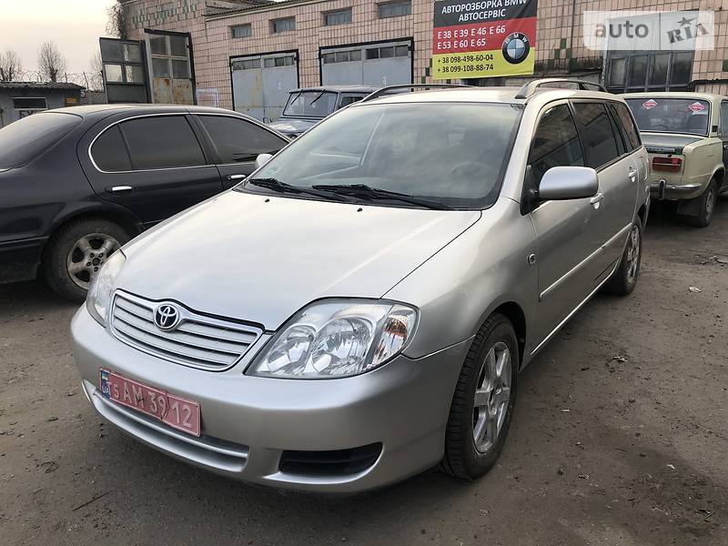 Універсал Toyota Corolla 2006 в Луцьку