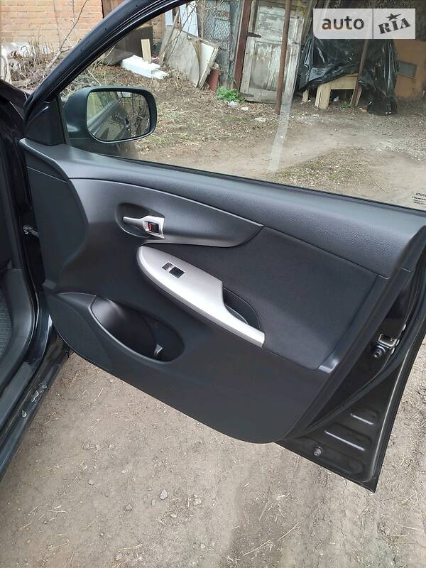 Седан Toyota Corolla 2008 в Умани