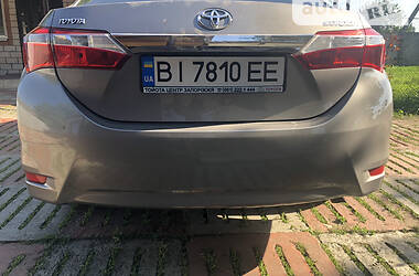 Седан Toyota Corolla 2013 в Кобеляках