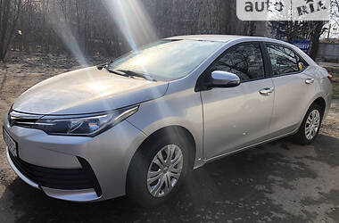 Седан Toyota Corolla 2016 в 