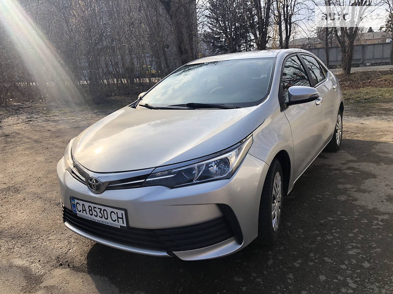 Седан Toyota Corolla 2016 в 