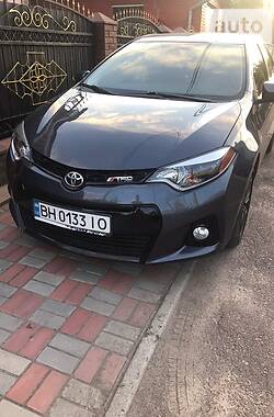 Седан Toyota Corolla 2015 в Житомирі