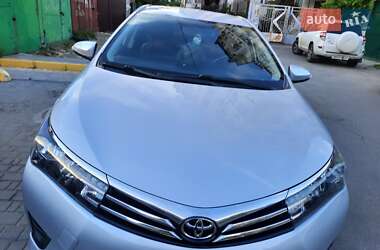 Седан Toyota Corolla 2015 в Одесі