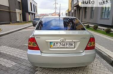 Седан Toyota Corolla 2005 в 
