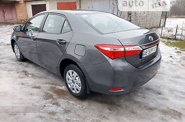 Седан Toyota Corolla 2013 в Виннице