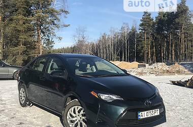 Седан Toyota Corolla 2018 в Києві