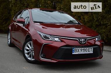 Седан Toyota Corolla 2019 в Львове