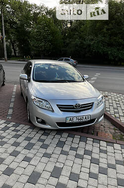 Седан Toyota Corolla 2008 в Львове