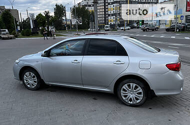Седан Toyota Corolla 2008 в Львові