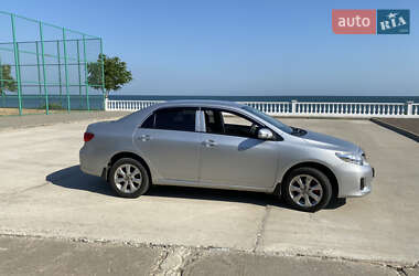 Седан Toyota Corolla 2010 в Одесі