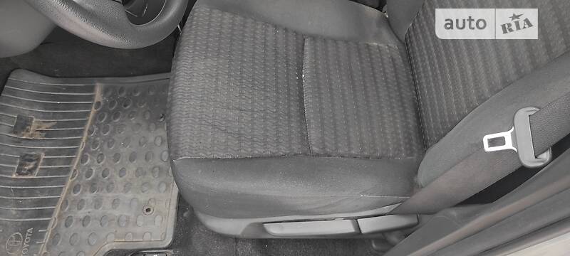 Седан Toyota Corolla 2008 в Киеве