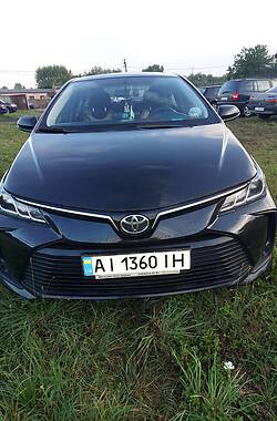 Седан Toyota Corolla 2019 в Василькове