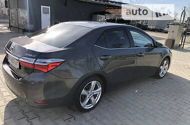 Седан Toyota Corolla 2018 в Лозовій