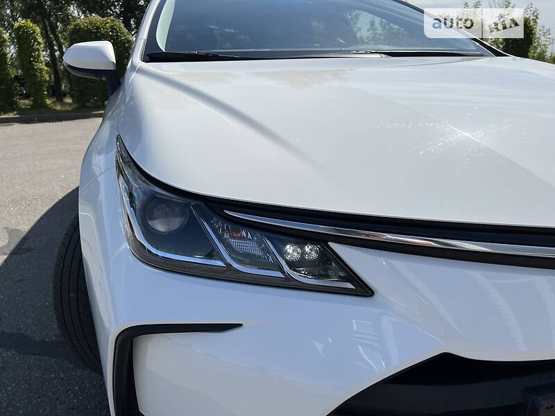 Седан Toyota Corolla 2020 в Киеве