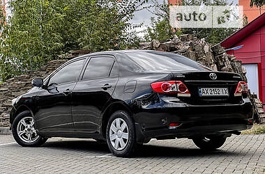Седан Toyota Corolla 2011 в 