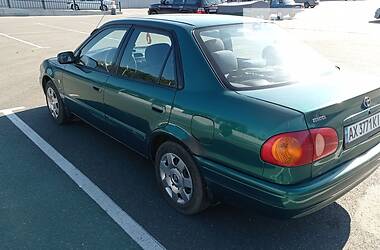 Седан Toyota Corolla 2000 в 