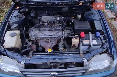 Хэтчбек Toyota Corolla 1994 в 