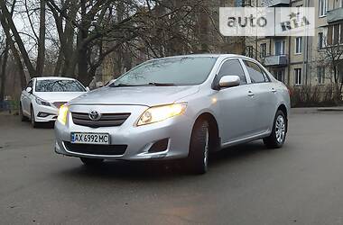 Седан Toyota Corolla 2008 в Києві