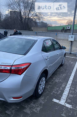 Седан Toyota Corolla 2013 в Кривом Роге