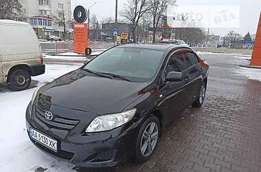 Седан Toyota Corolla 2008 в Києві