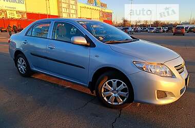Седан Toyota Corolla 2007 в 