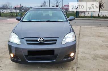 Хэтчбек Toyota Corolla 2006 в Тячеве