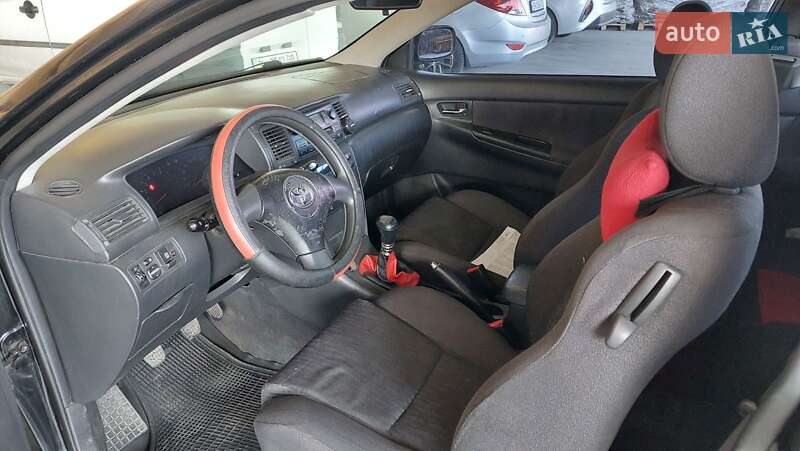 Хетчбек Toyota Corolla 2003 в Одесі