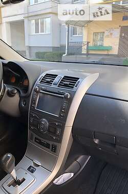 Седан Toyota Corolla 2008 в Черкассах