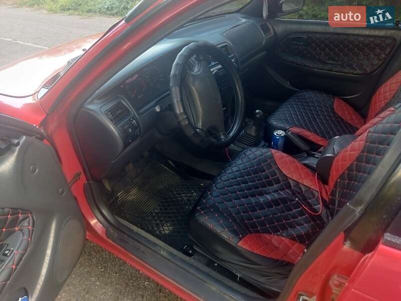 Хэтчбек Toyota Corolla 1996 в Одессе
