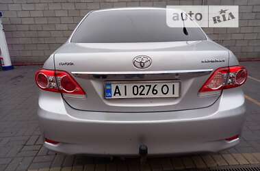 Седан Toyota Corolla 2012 в Киеве