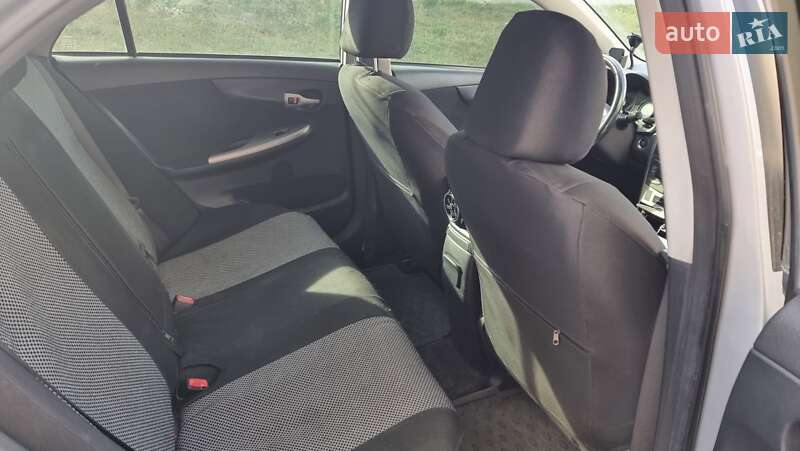 Седан Toyota Corolla 2007 в Вышгороде