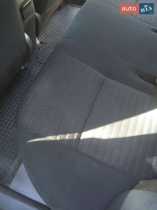 Седан Toyota Corolla 2009 в Киеве фото 12 Седан Toyota Corolla 2009 в Киеве