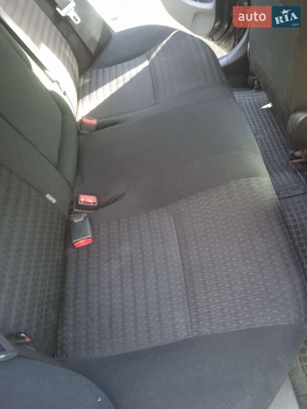 Седан Toyota Corolla 2009 в Киеве фото 14 Седан Toyota Corolla 2009 в Киеве