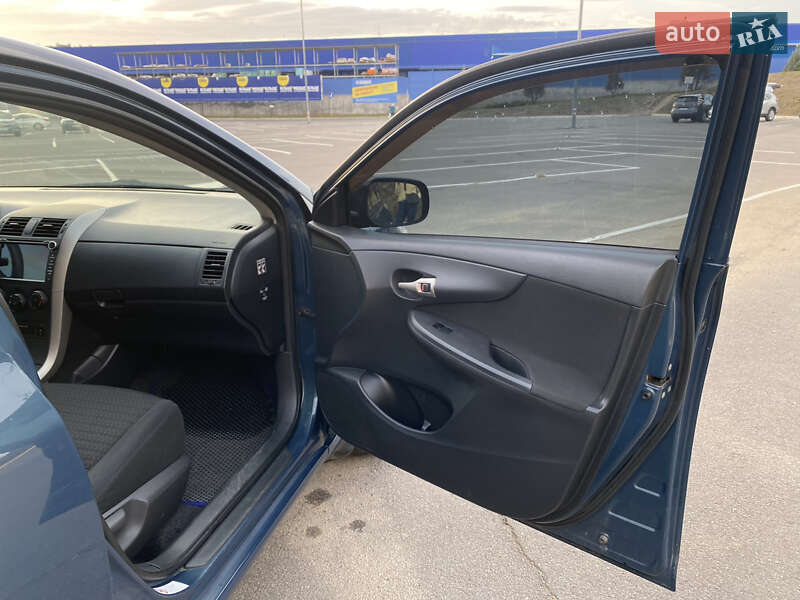 Седан Toyota Corolla 2008 в Вінниці