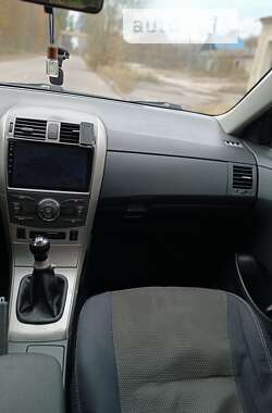 Седан Toyota Corolla 2008 в Шостке